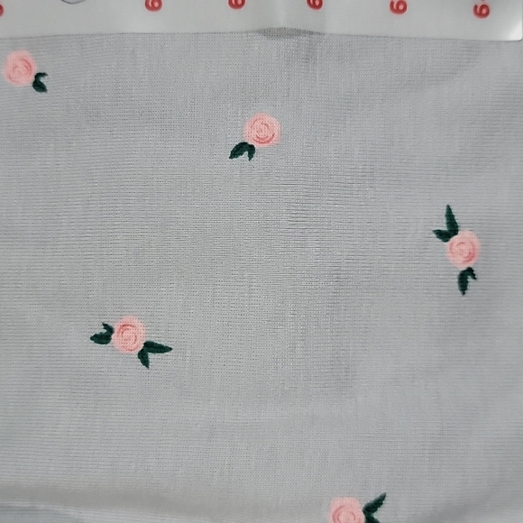 New Old Navy 6-12 Mth Jeans & Onesie Set - Picture 7 of 10